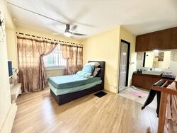Blk 752 Jurong West Street 74 (Jurong West), HDB Executive #518998421